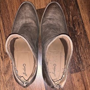 Brown Leathery Boots